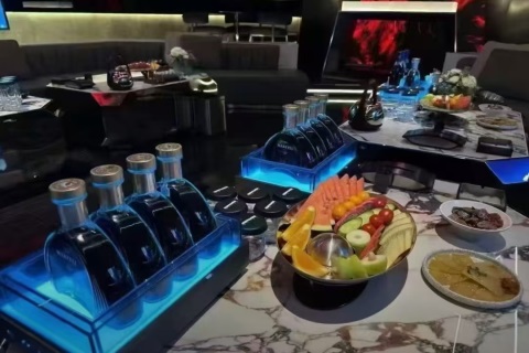 衡阳高端KTV招聘女营销服务员,衡阳商务KTV,优厚待遇期待联系别犹豫